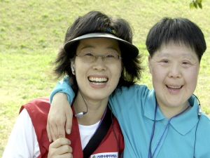 Volunteers with Aekwangwon, a centre for the disabled